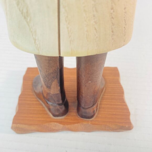 Vintage ROMER Italian Sculpture in Carved Wood12"-Pediatrician with Newborn Baby - Picture 15 of 17